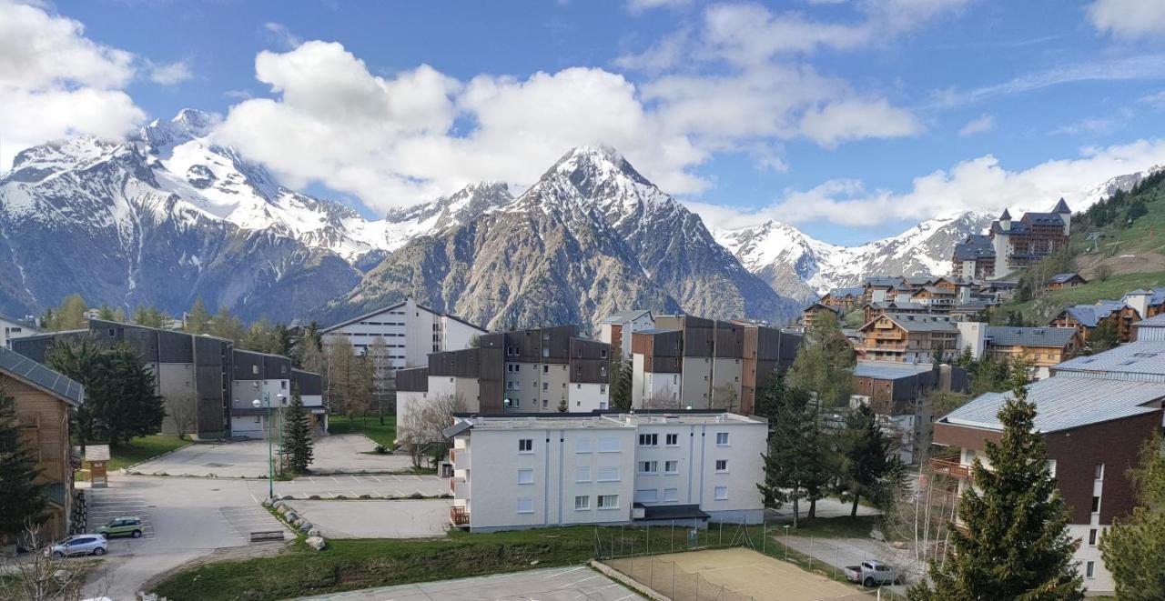 Résidence Plein Sud: Ski-in/Ski-out with Mountain Views Les Deux Alpes Exterior photo